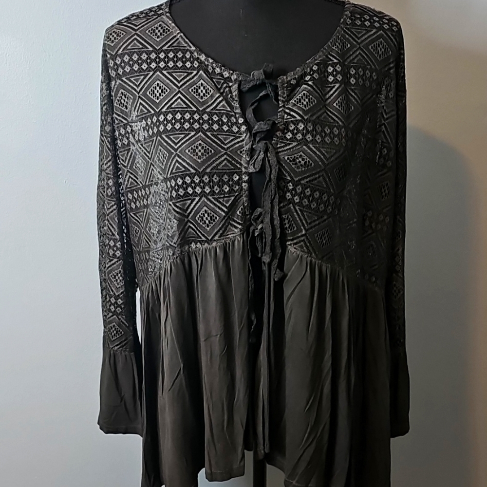 #7 NWT POL Tie Front Top ~ Lace ~ Black ~ Small ~ 24" P2P